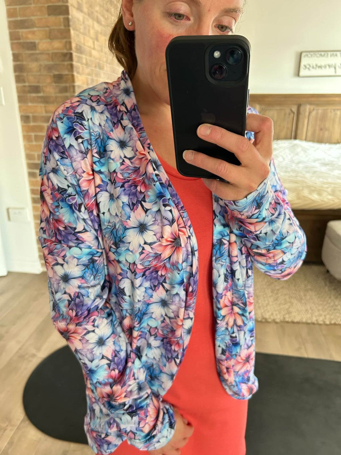 cardigan fleuri bleu/rose