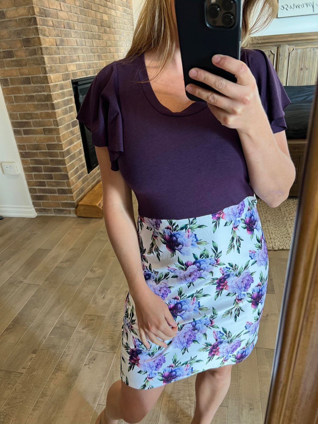 camisole fleuri mauve manche froufrou plum