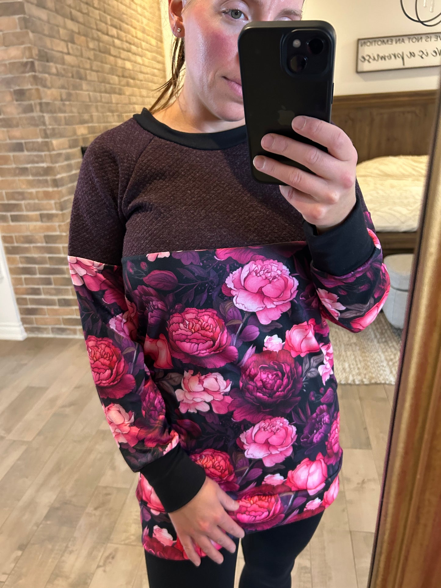 Tunique fleuri rose et matelassé mauve