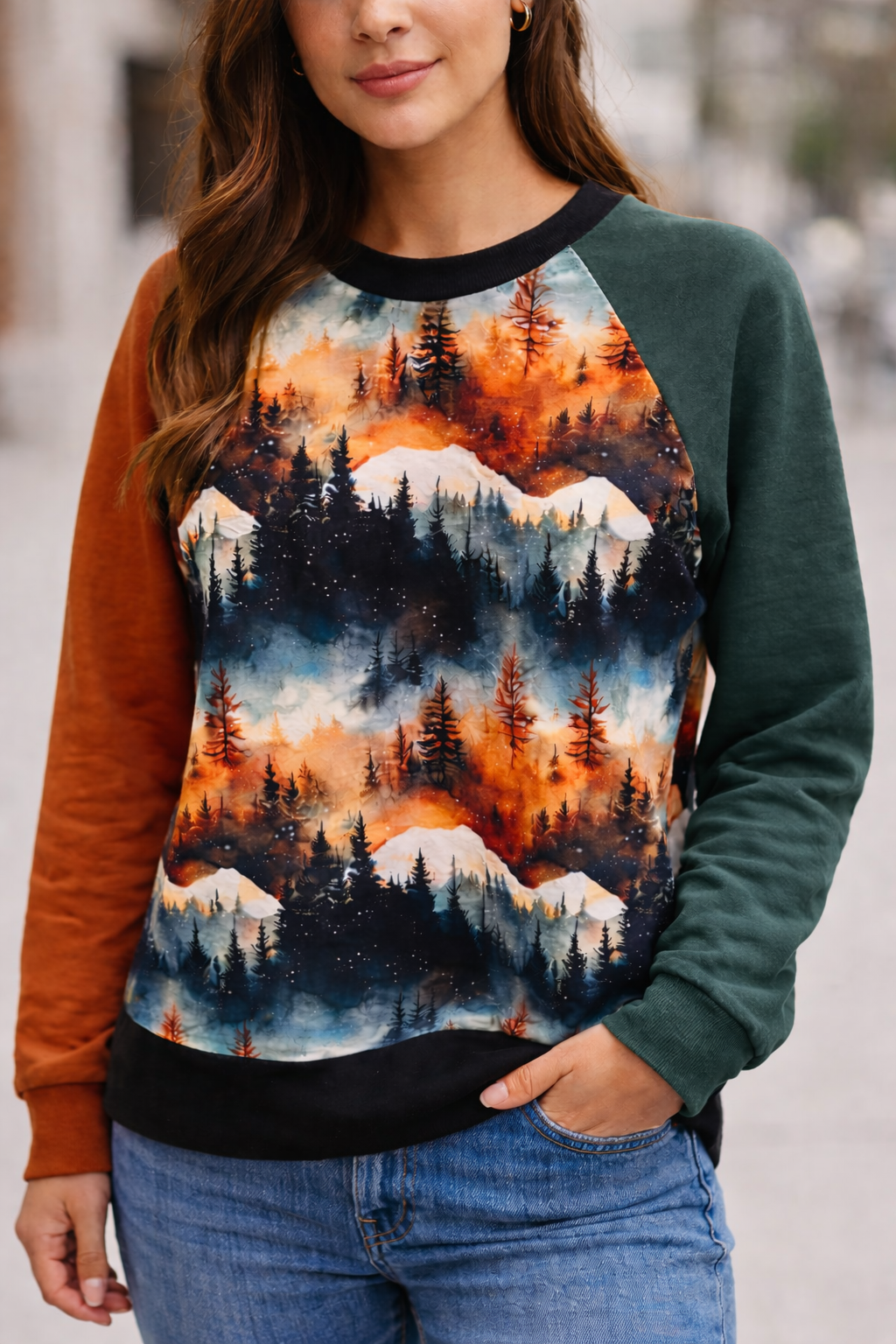 CHANDAIL montagne noir et manche 2 COULEURS